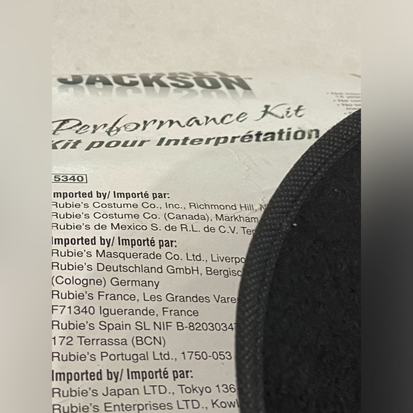 Michael Jackson Performance Kit - Costume Accessories - Dress Up - Picture 4 of 8